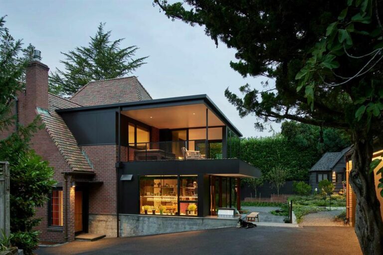 Top Neighborhood Renovation in America Strategies and Urban Planning